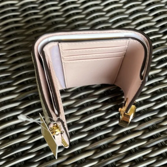 MICHAEL KORS CARMEN MEDIUM LOGO AND FAUX LEATHER WALLET POWDER BLUSH MULTI - Picture 16 of 16